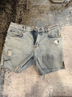 Light Wash Distressed mens Denim Shorts